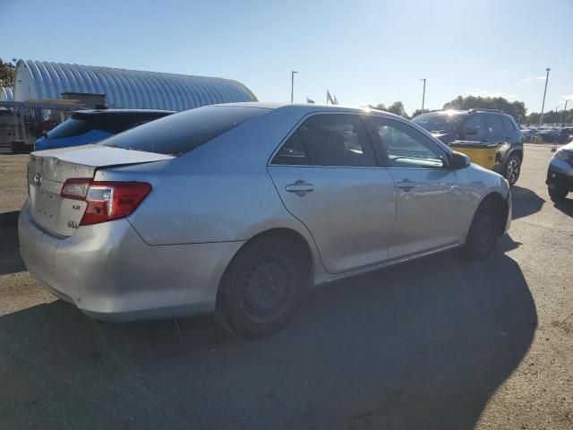 2014 Toyota Camry Hybrid
