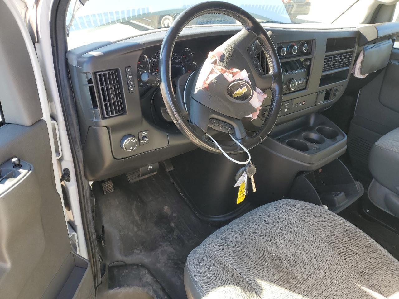 2022 Chevrolet Express G2500