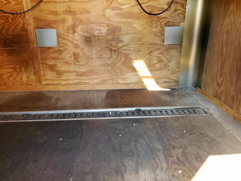 2009 Cargosouth 2009 Cargo South 714TA3 Enclosed Cargo Trailer