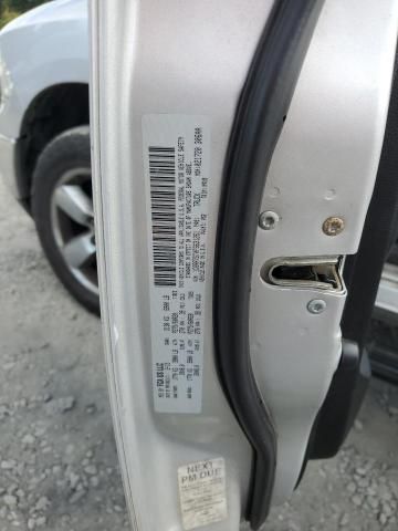 2015 Dodge RAM 1500 SLT
