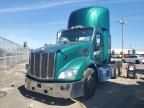 2014 Peterbilt 579 Semi Truck