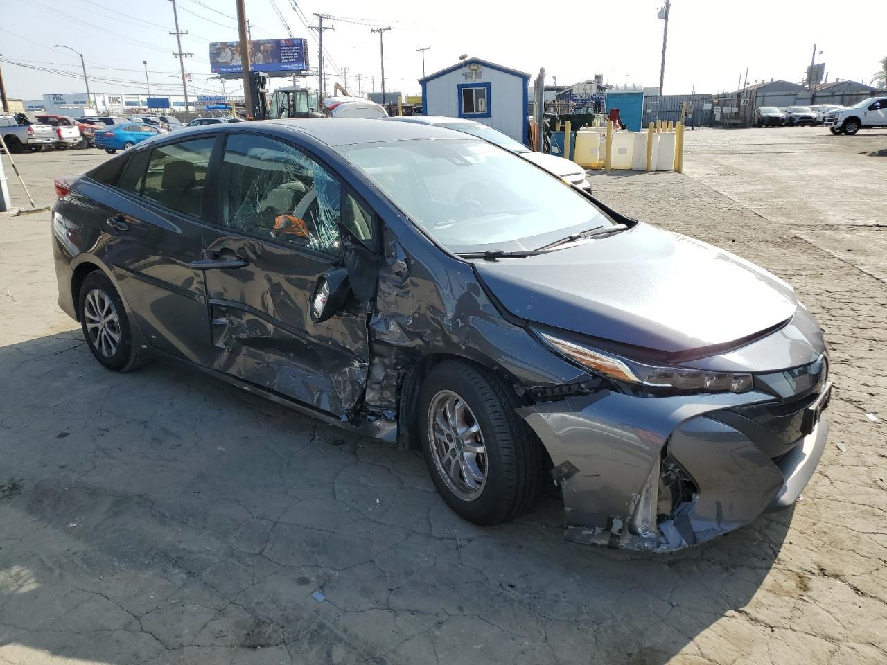 2022 Toyota Prius Prime le