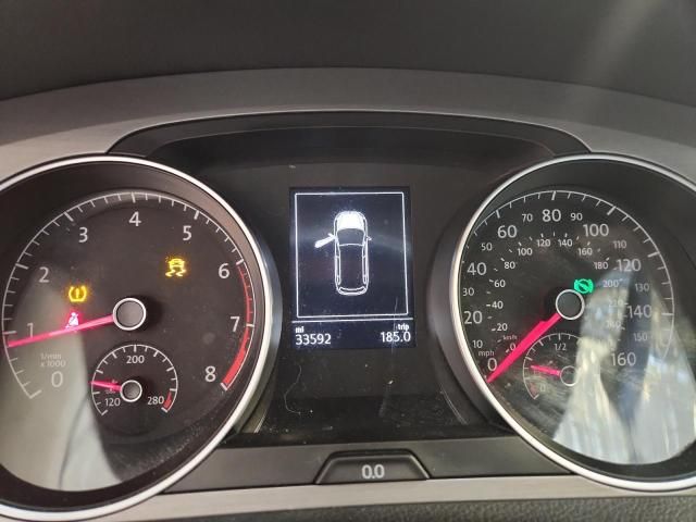 2016 Volkswagen Golf Sportwagen S