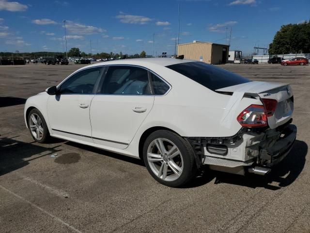 2012 Volkswagen Passat SEL
