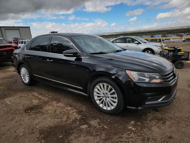2016 Volkswagen Passat SE