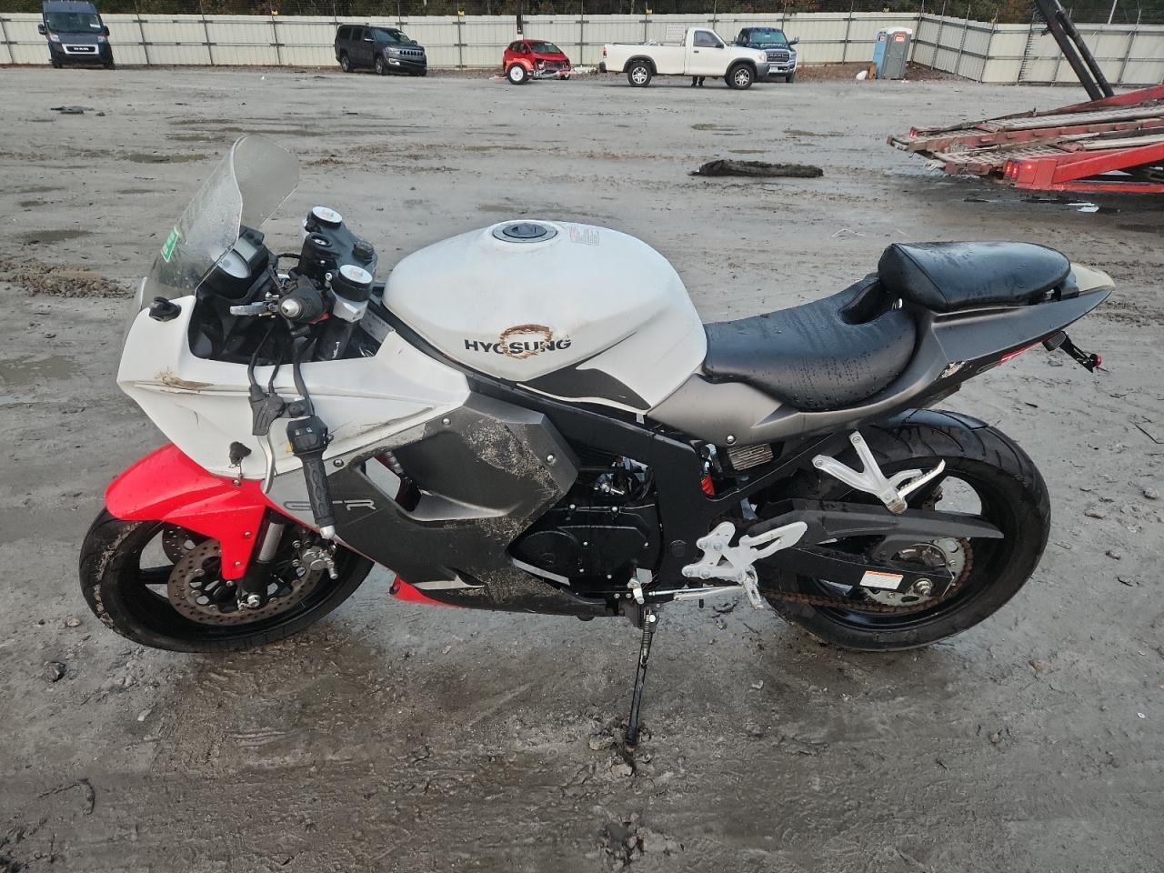 2013 Hyosung GT250 R