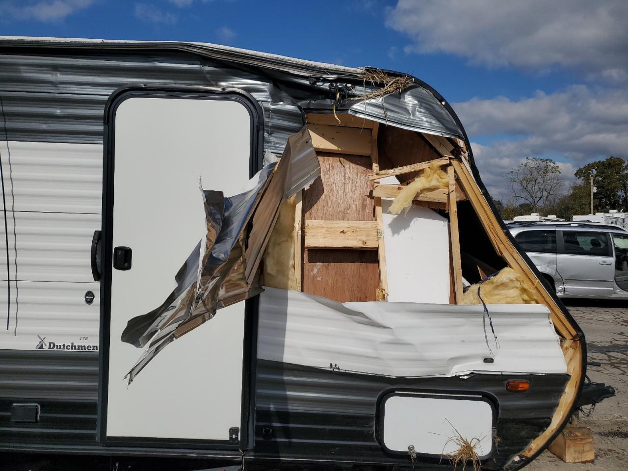 2021 Coleman Lantern 17B