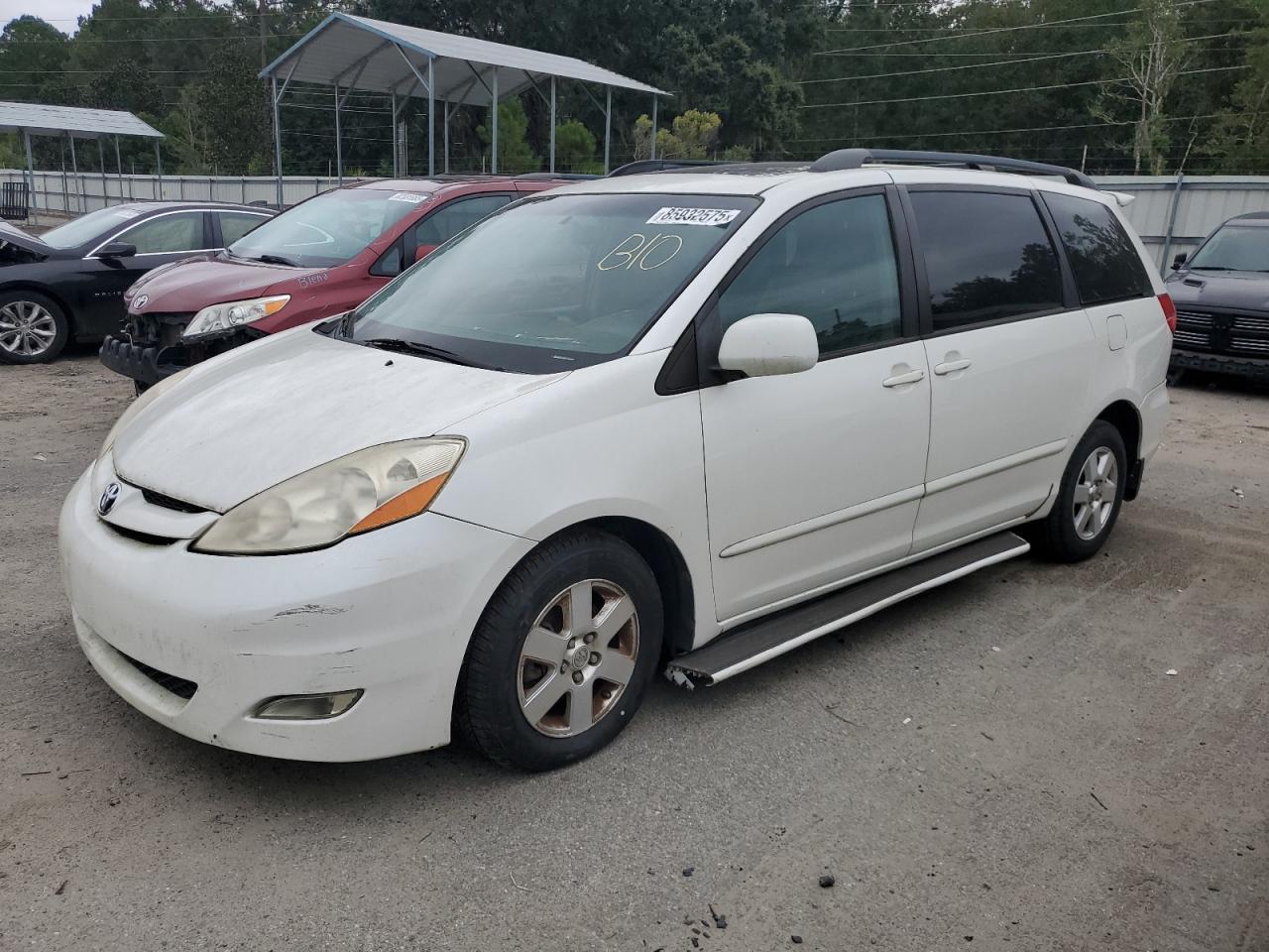 2010 Toyota Sienna xle