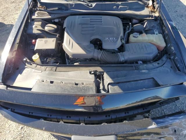 2016 Dodge Challenger sxt