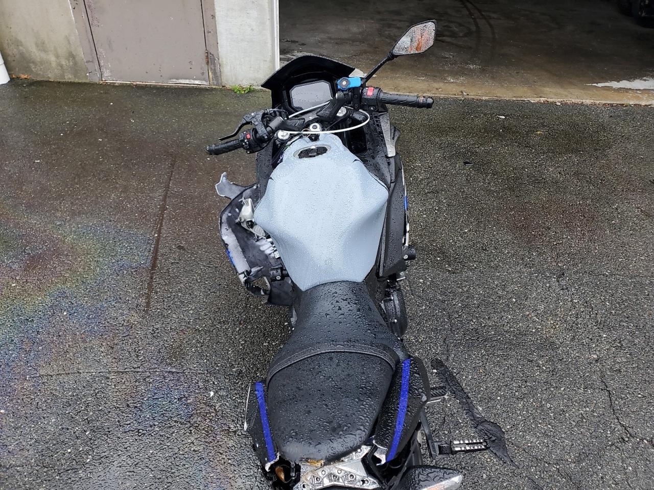 2022 Kawasaki EX650 M