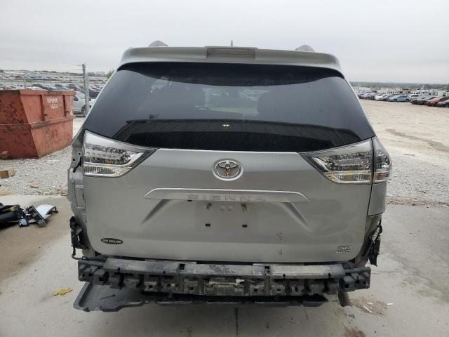 2019 Toyota Sienna se