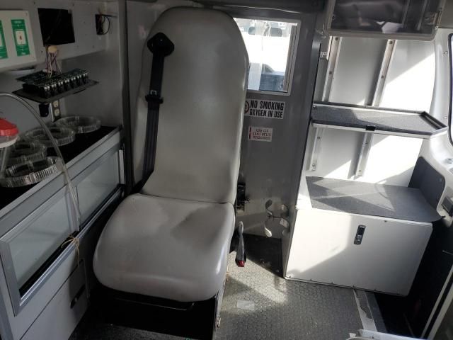 2011 Ford Econoline E350 Super Duty Van