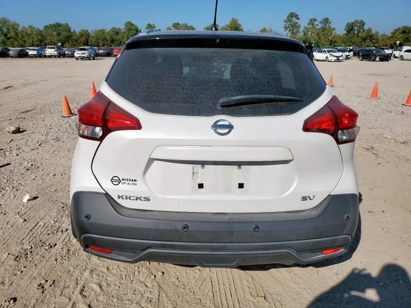 2020 Nissan Kicks SV
