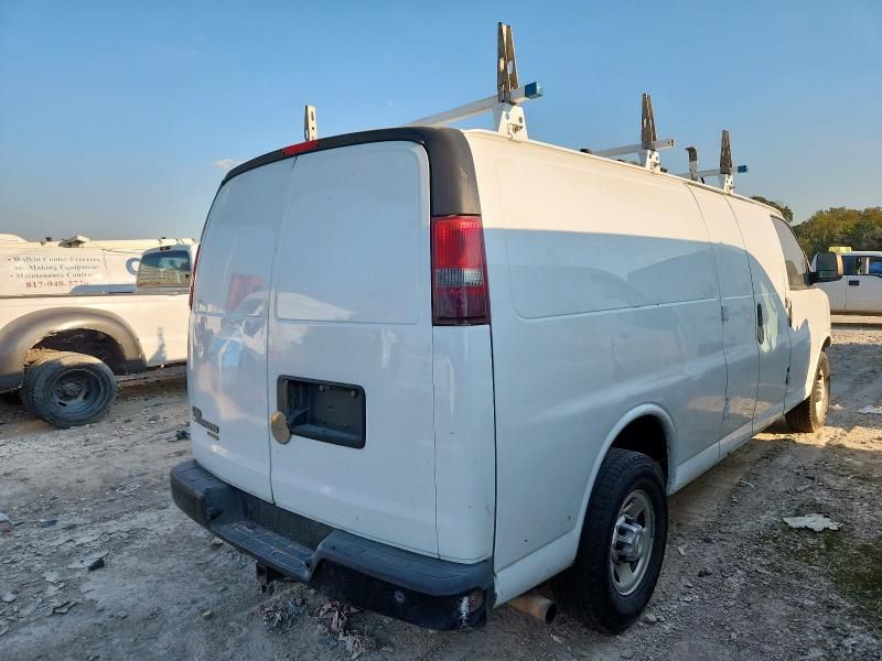 2015 Chevrolet Express G2500