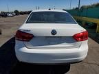 2014 Volkswagen Passat SE