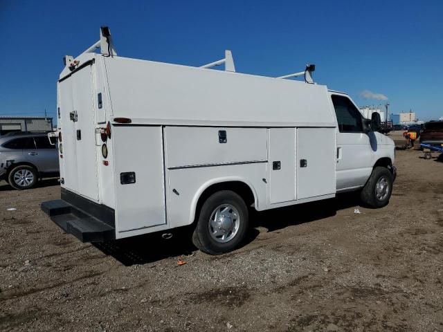 2006 Ford Econoline E350 Super Duty Cutaway Van
