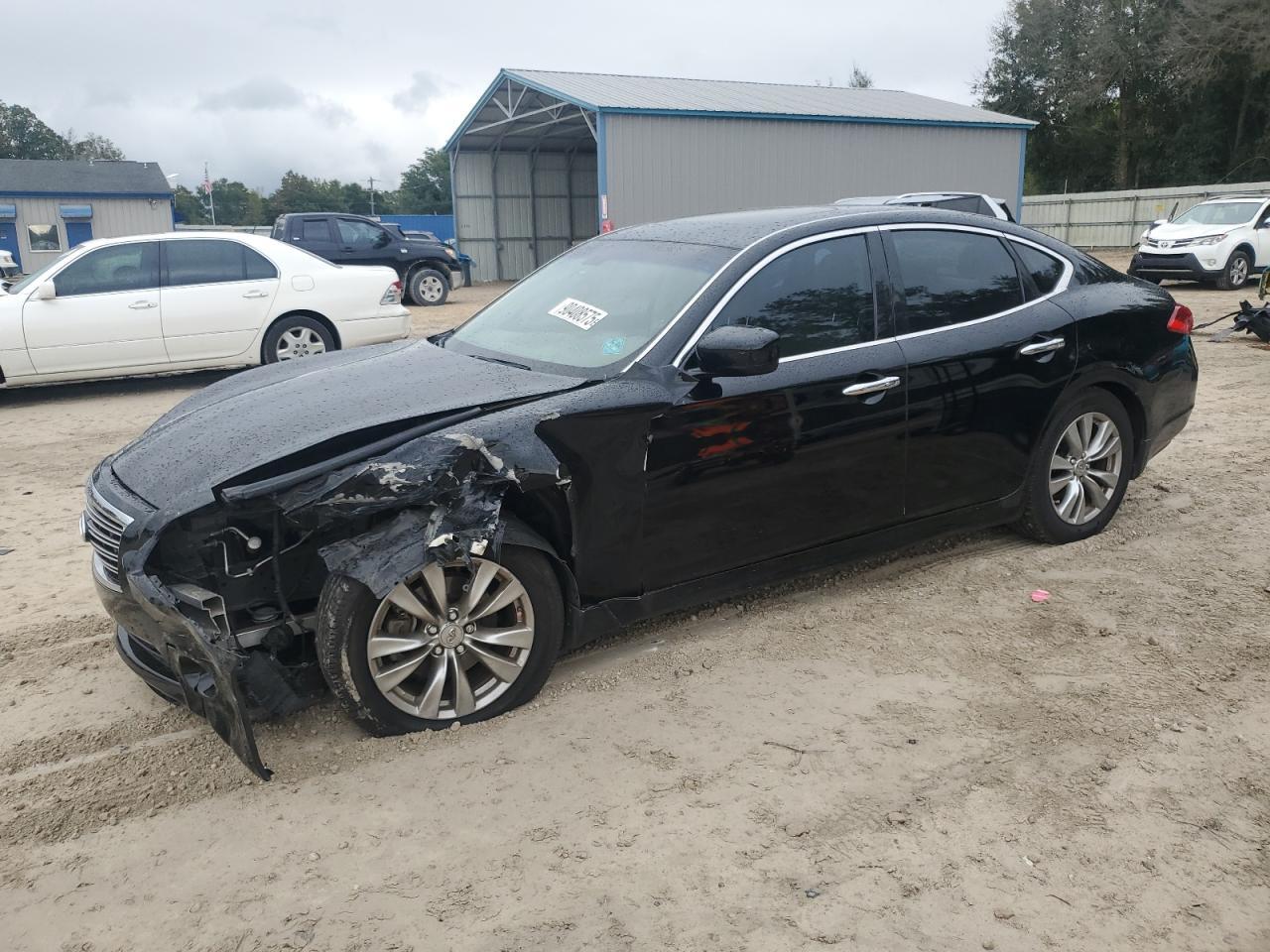 2011 Infiniti M37