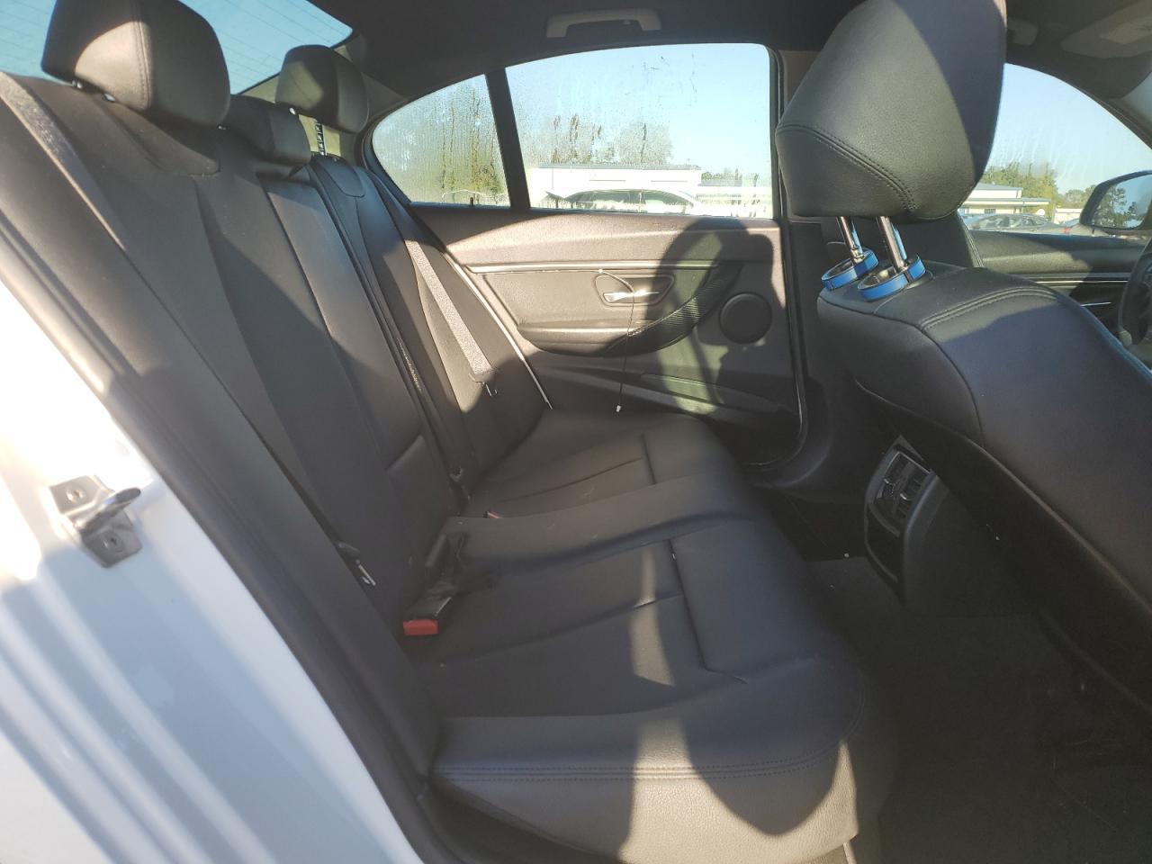 2016 BMW 320 i