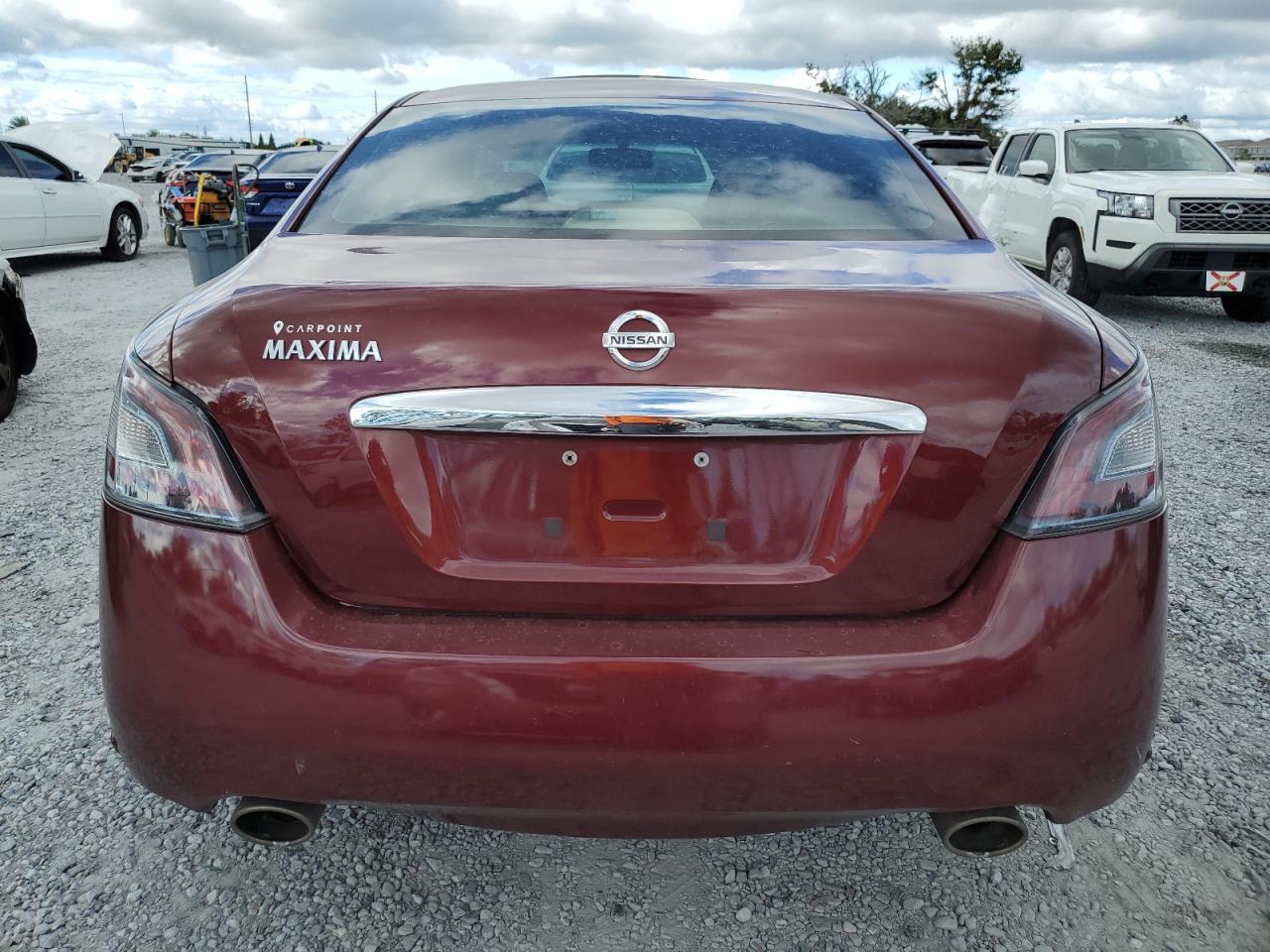 2013 Nissan Maxima s