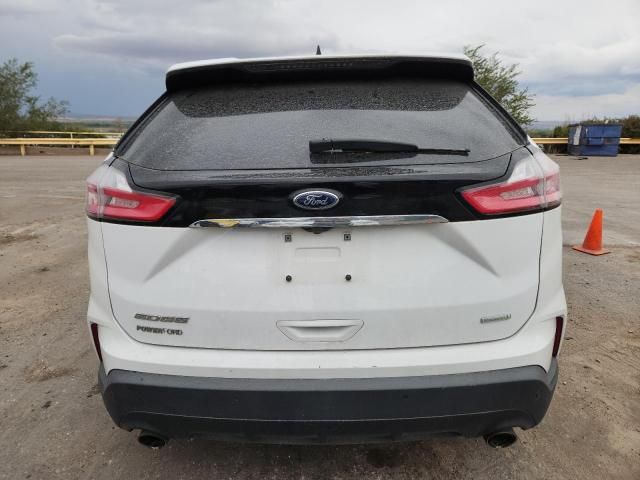 2020 Ford Edge SE