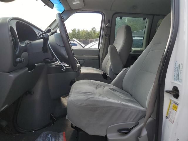 2007 Ford Econoline E350 Super Duty Wagon