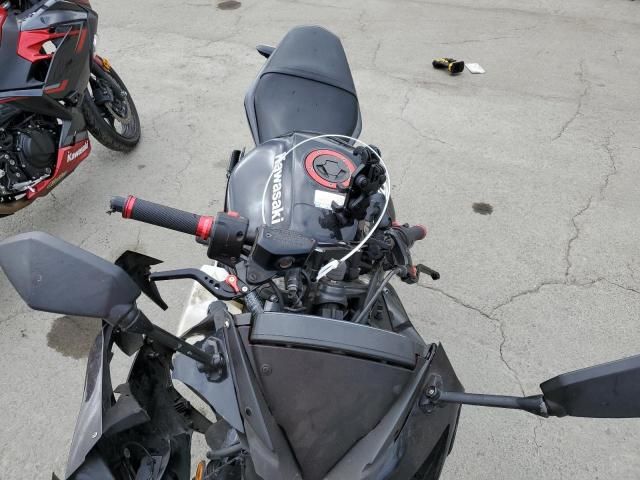 2011 Kawasaki EX650 C