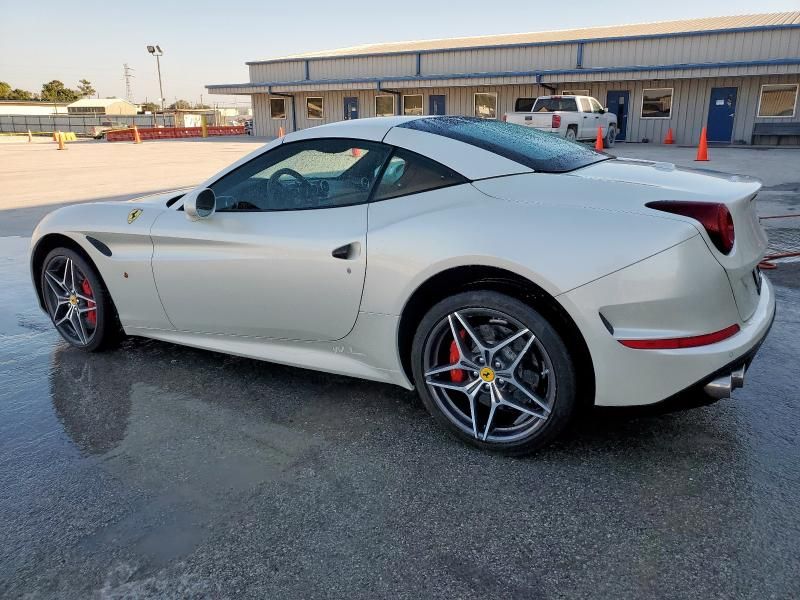 2016 Ferrari California T