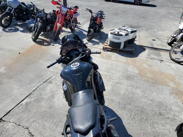2015 Kawasaki ZX1000 M