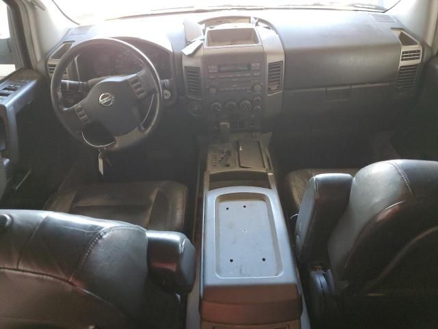 2004 Nissan Armada SE
