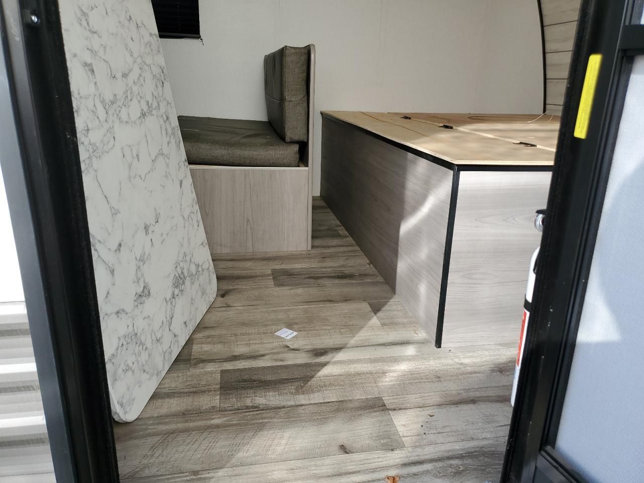 2024 Coleman Lantern LT-Camper