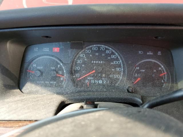 2001 Ford Crown Victoria