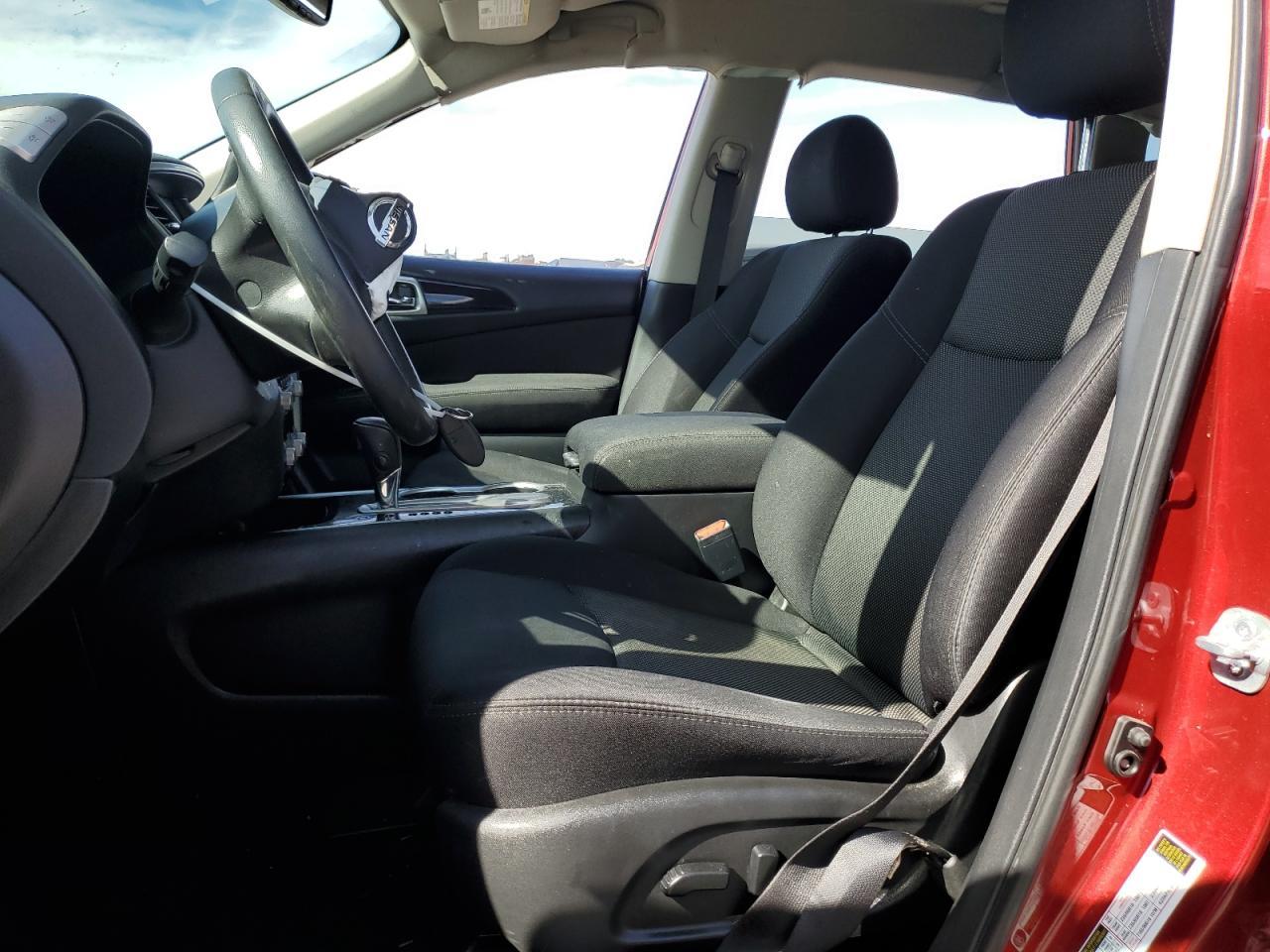 2017 Nissan Pathfinder s