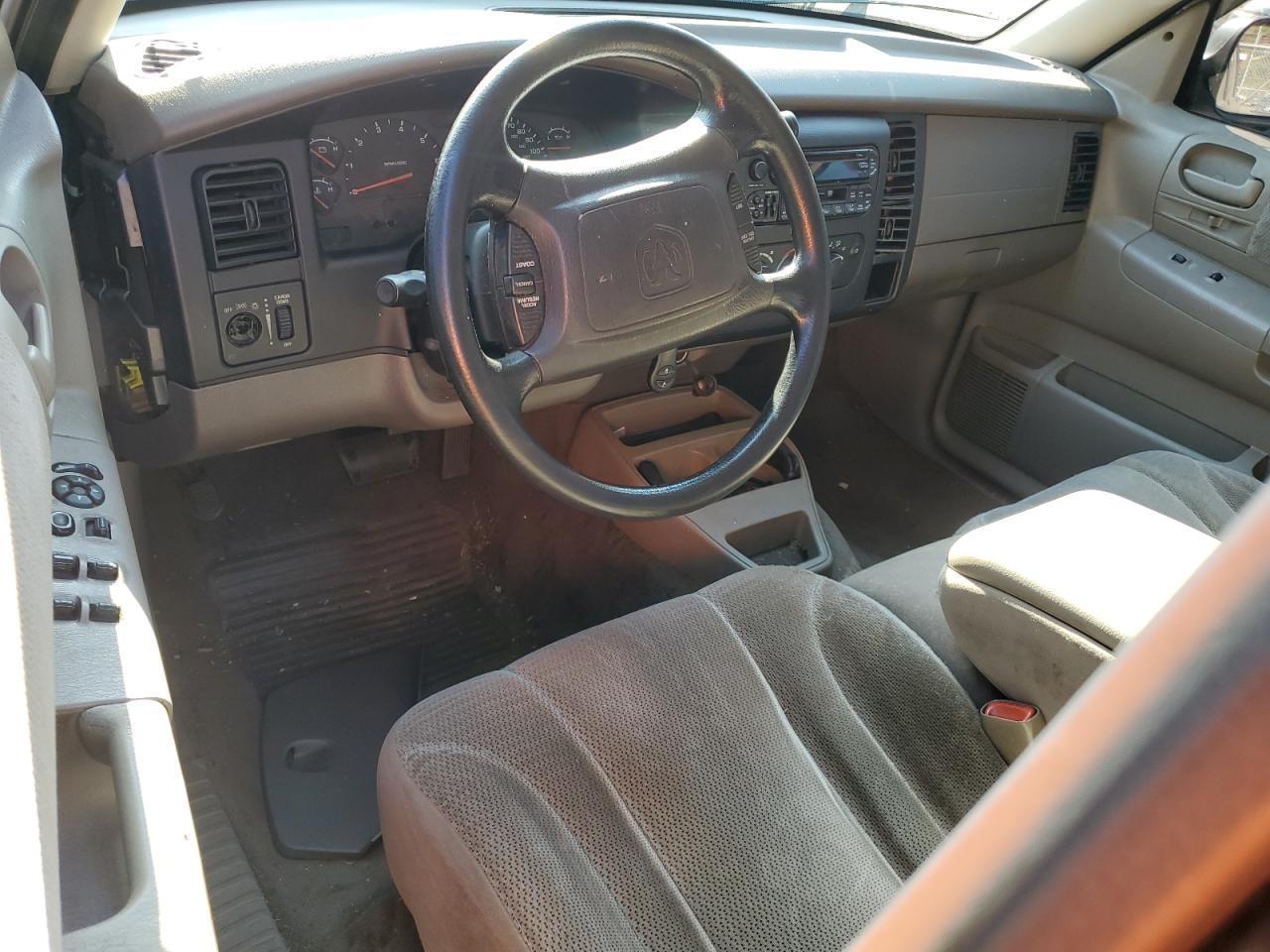 2004 Dodge Dakota Quad Sport