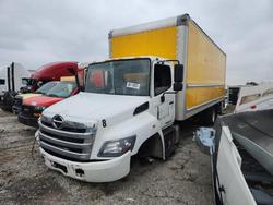 Camiones salvage a la venta en subasta: 2017 Hino 258/268 BOX Truck