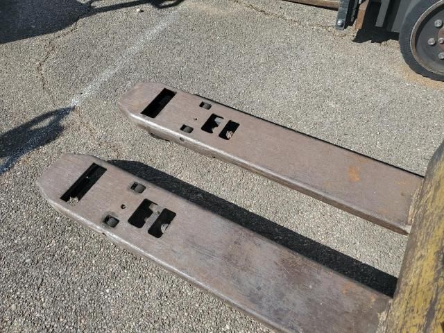 2000 Yale Forklift-Stand Up Forklift