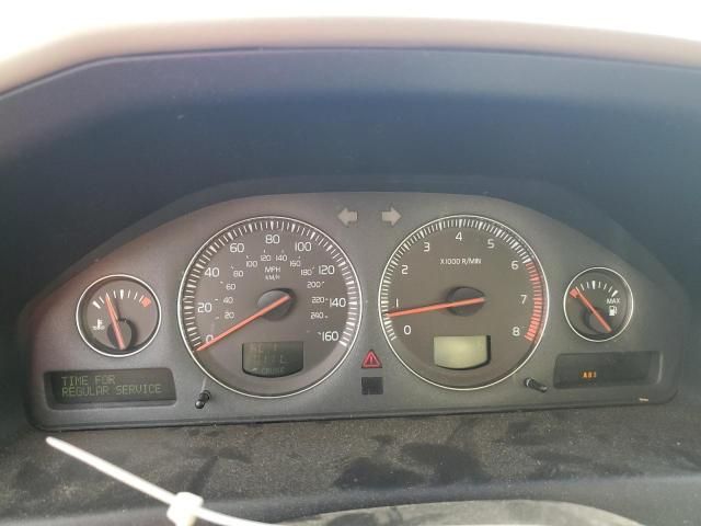 2004 Volvo XC70