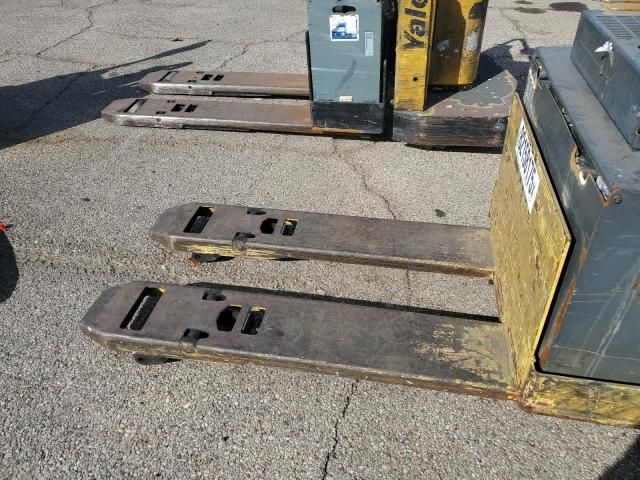 2005 Hyster Forklift