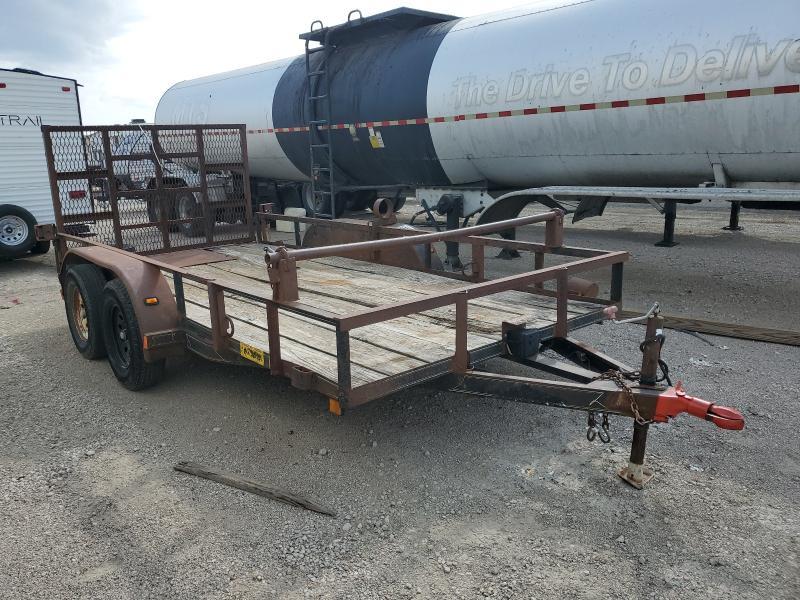 2005 Diamond C Utility Trailer