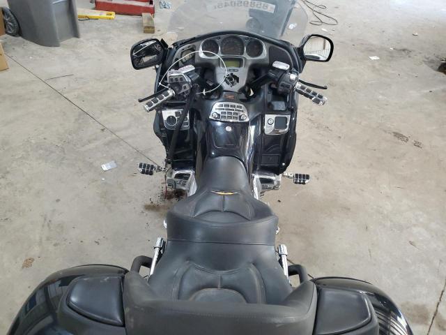 2001 Honda Gl1800 a