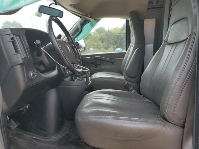 2021 Chevrolet Express G2500