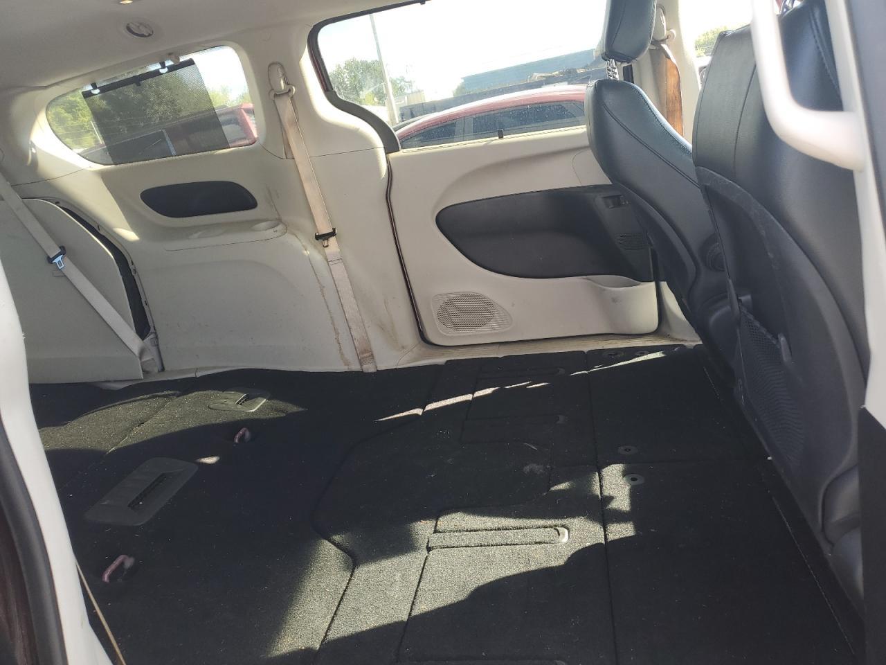2019 Chrysler Pacifica Touring l