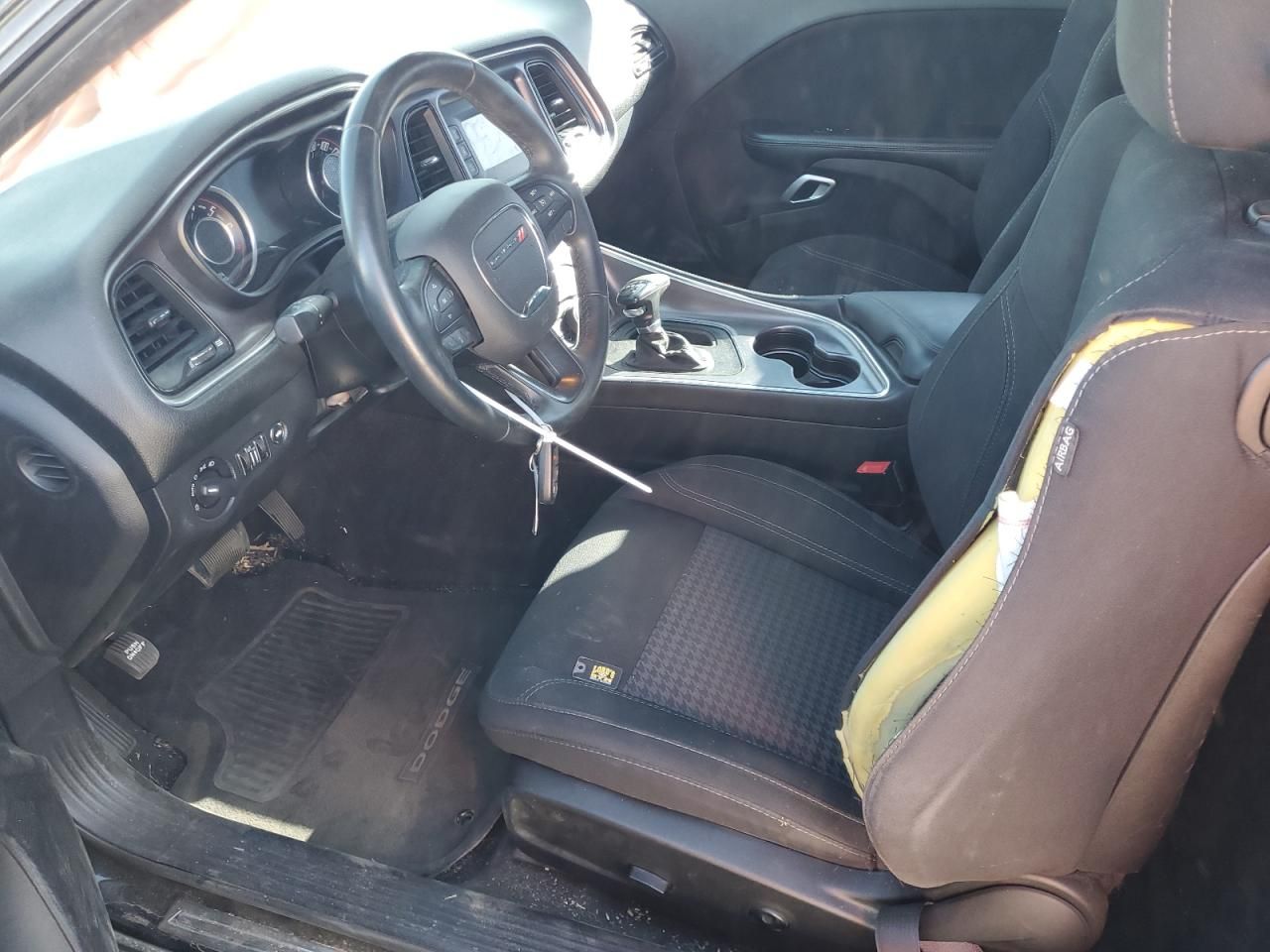 2016 Dodge Challenger sxt