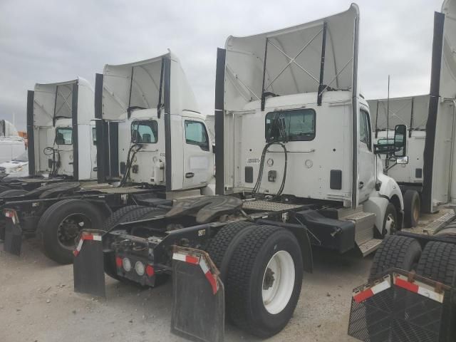 2017 Kenworth T680 Semi Truck