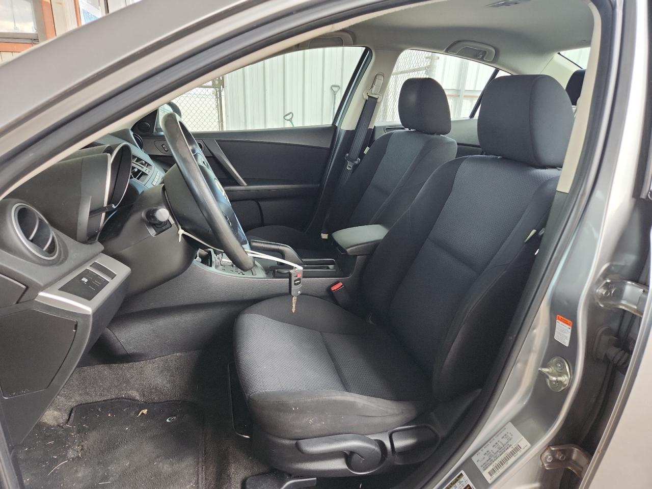 2010 Mazda 3 I