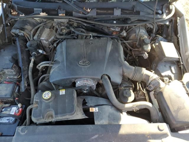 2002 Ford Crown Victoria