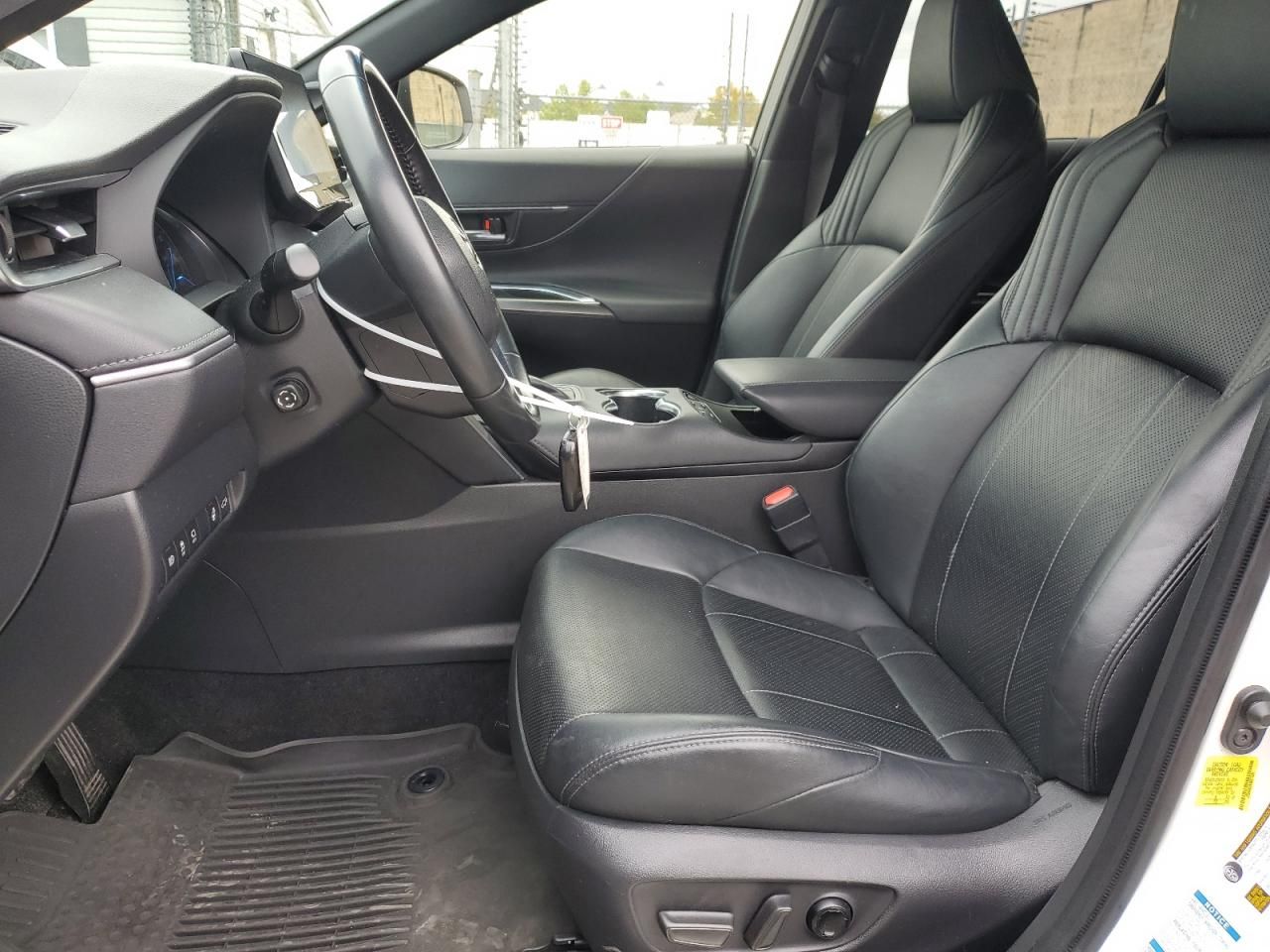 2021 Toyota Venza le