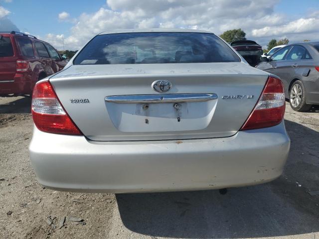 2002 Toyota Camry le