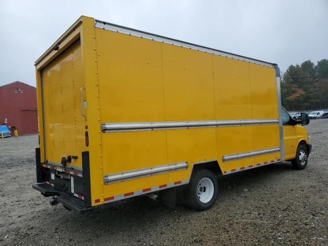 2023 GMC Savana Cutaway G3500