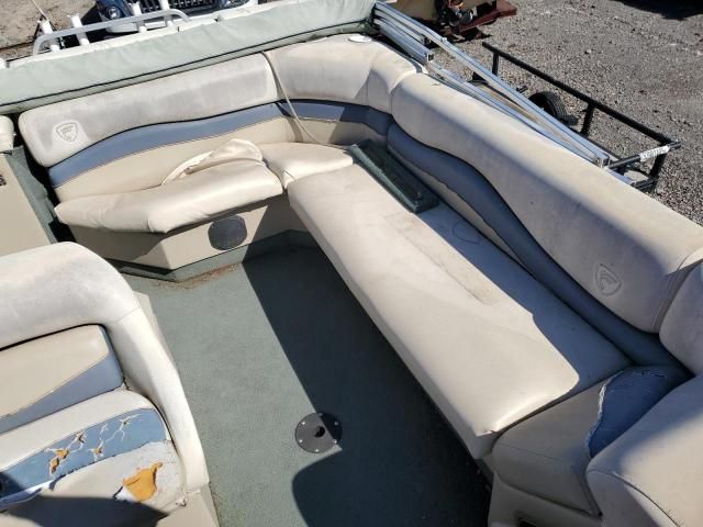 2000 Fisher Boat