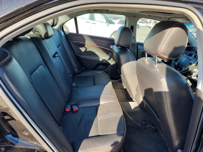 2012 Lincoln Townhouse MKZ